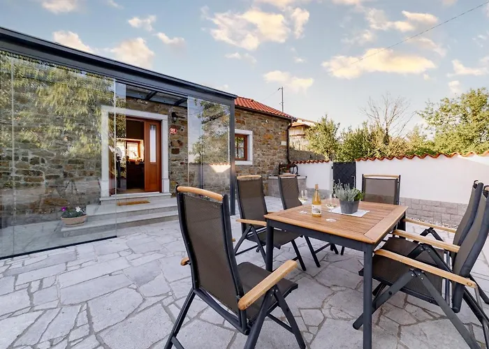 Sunny Hill Vremski Britof